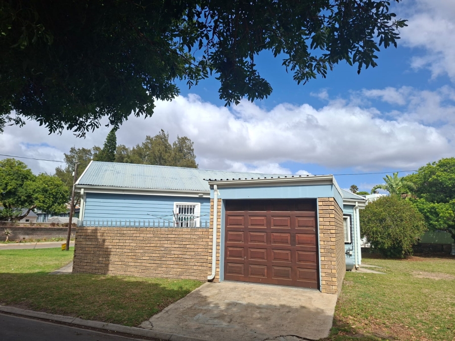 4 Bedroom Property for Sale in Hartenbos Central Western Cape